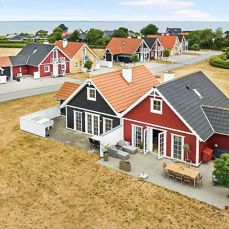 Charming Architect-designed Terraced House With Sea View