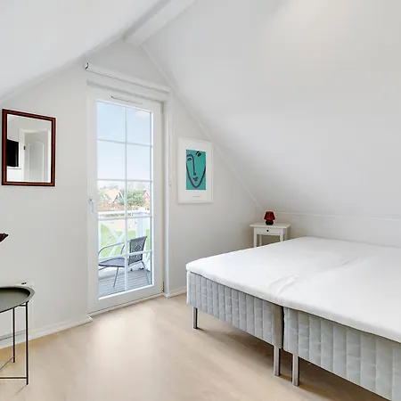 Feriehus Charming Terraced House By The And Forest *